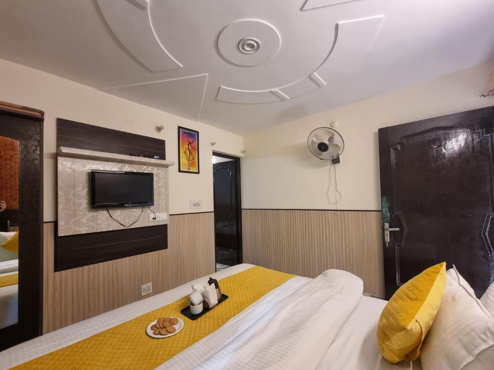 Hotel Stay Well Banikhet Eksteriør bilde