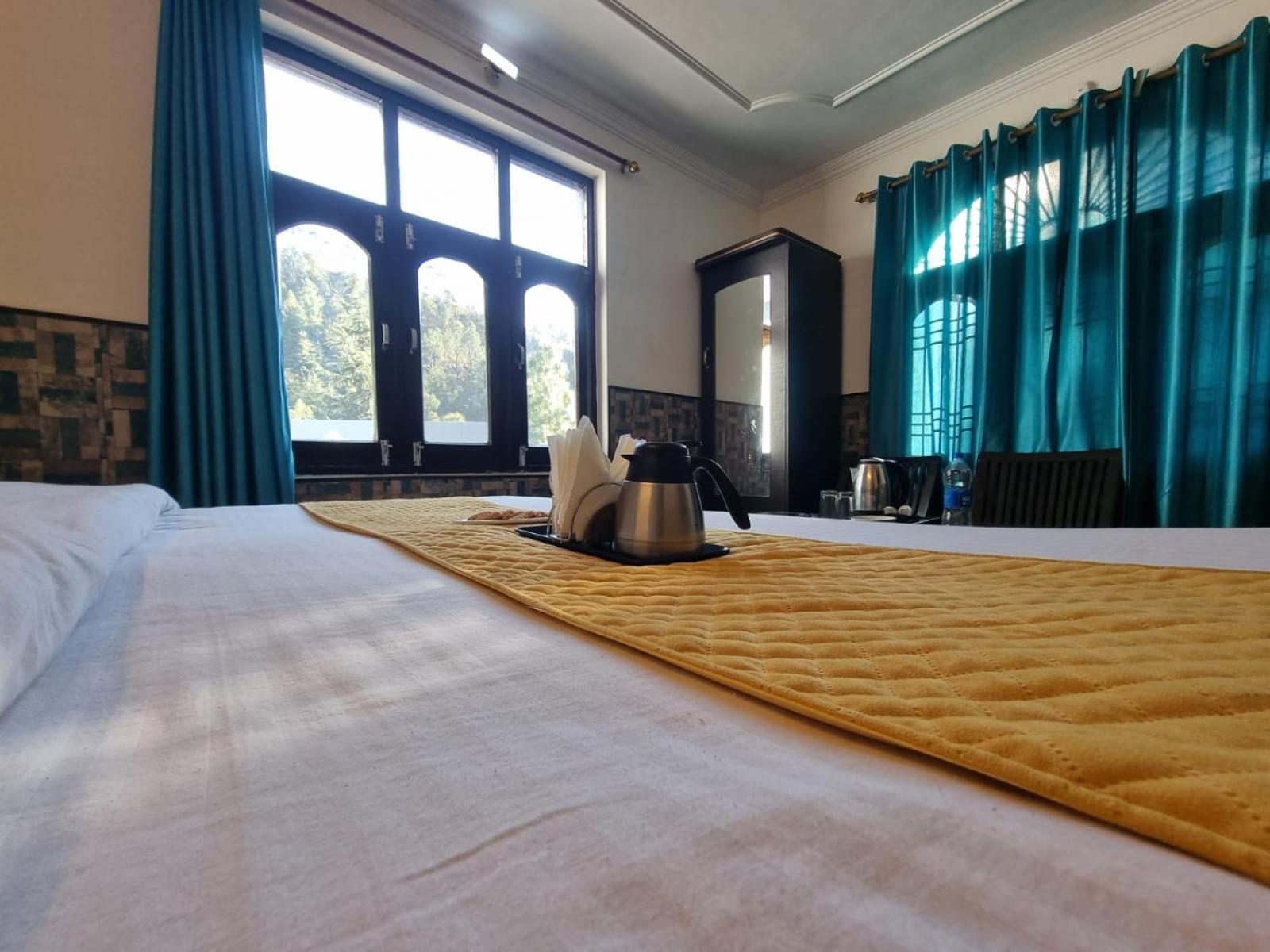 Hotel Stay Well Banikhet Eksteriør bilde
